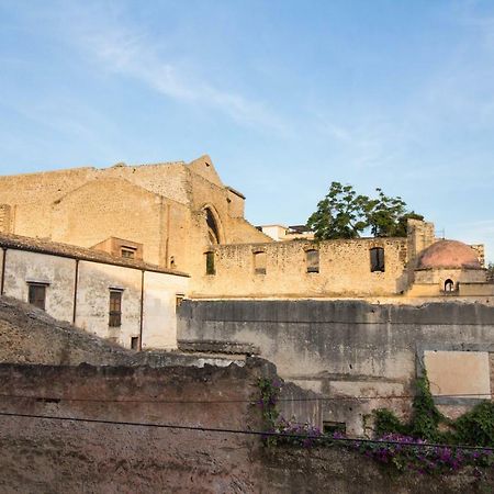 Lo Spasimo Dentro Casa Palermo Buitenkant foto