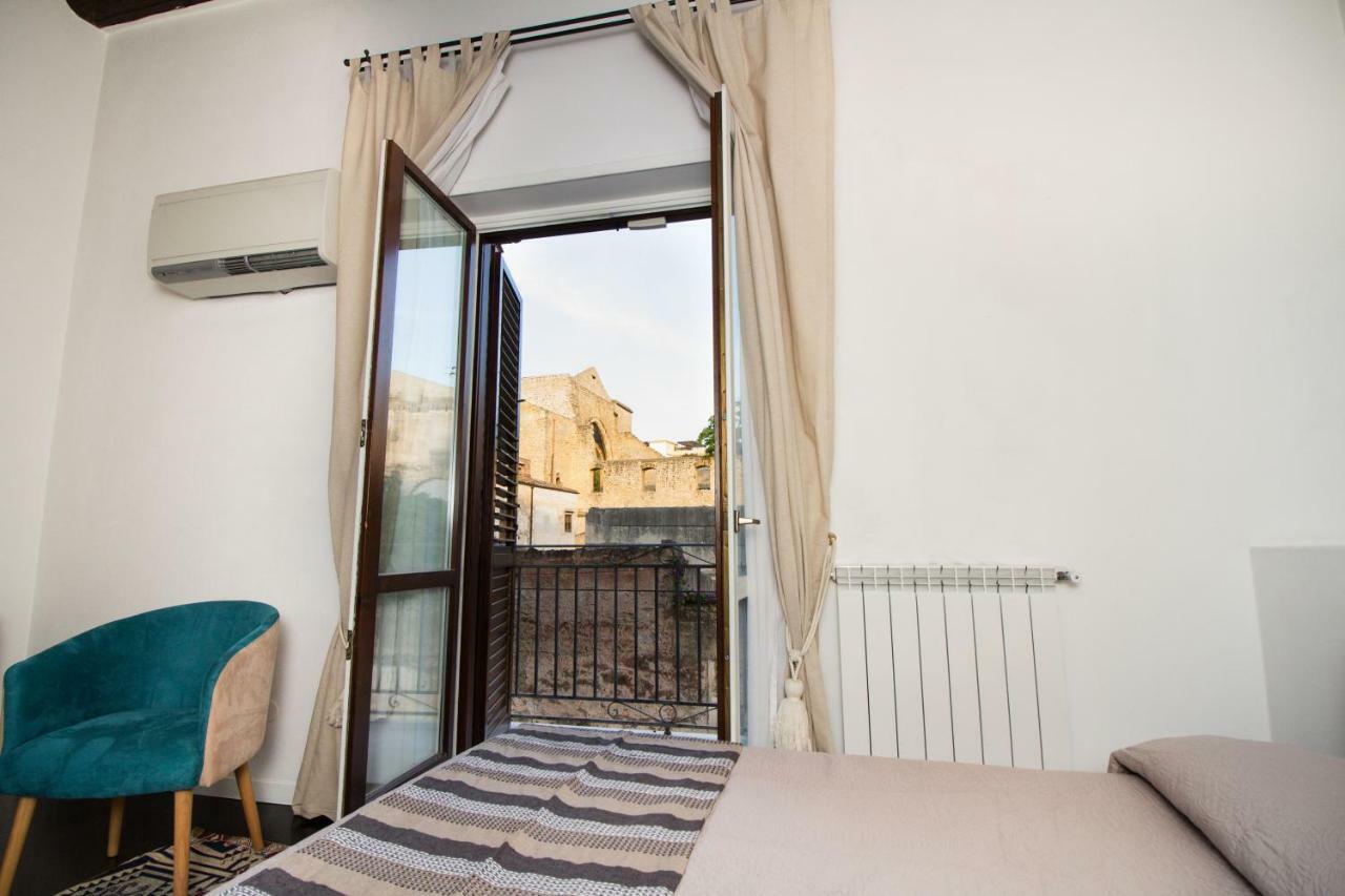 Lo Spasimo Dentro Casa Palermo Buitenkant foto